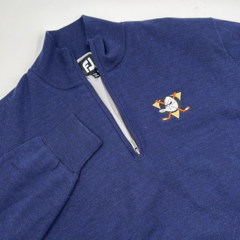 FJ FootJoy Men's M Mighty Ducks Blue Insulated Wool‎ Quarter Zip Sweater